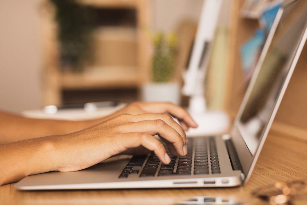 Ar nuotolinis anglų kalbos mokymasis tinka visiems?