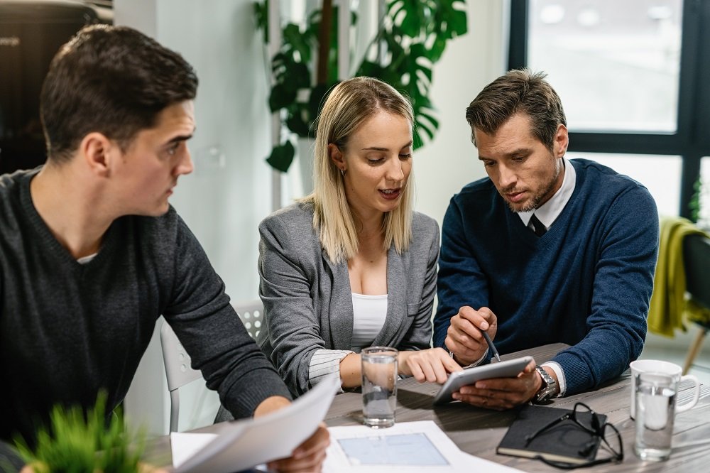 Kaip pasirinkti investavimo kryptis sudarant investicinio gyvybės draudimo sutartį?